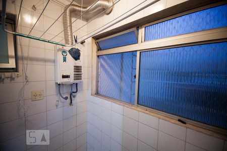 Apartamento à venda com 73m², 3 quartos e 2 vagasLavanderia