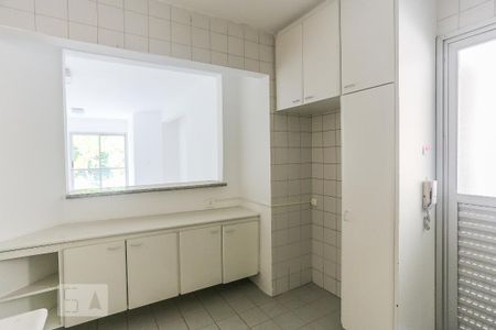 Apartamento para alugar com 65m², 2 quartos e 1 vaga Apartamento para alugar com 65m², 2 quartos e 1 vagaCozinha