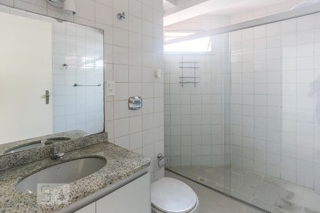 Apartamento para alugar com 65m², 2 quartos e 1 vaga Apartamento para alugar com 65m², 2 quartos e 1 vagaBanheiro