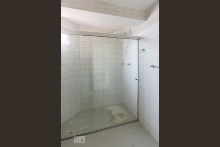 Apartamento para alugar com 65m², 2 quartos e 1 vaga Apartamento para alugar com 65m², 2 quartos e 1 vagaBanheiro