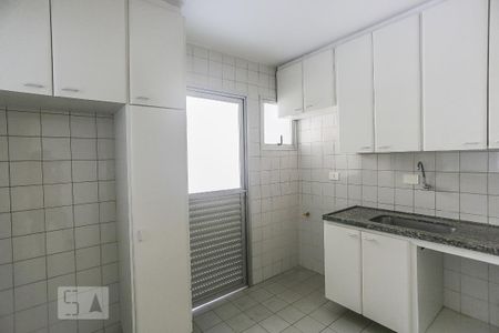 Apartamento para alugar com 65m², 2 quartos e 1 vaga Apartamento para alugar com 65m², 2 quartos e 1 vagaCozinha