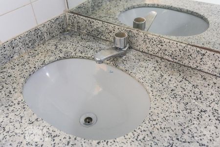 Apartamento para alugar com 65m², 2 quartos e 1 vaga Apartamento para alugar com 65m², 2 quartos e 1 vagaBanheiro
