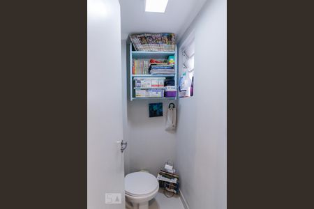 Apartamento à venda com 77m², 2 quartos e 1 vagaLavabo