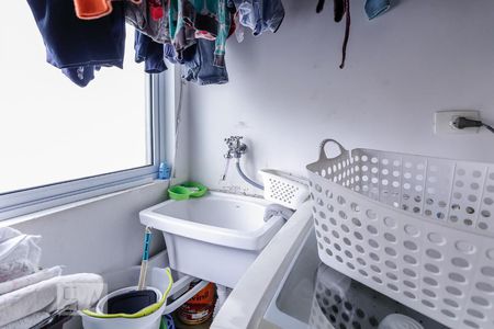 Apartamento à venda com 77m², 2 quartos e 1 vagaÁrea de Serviço