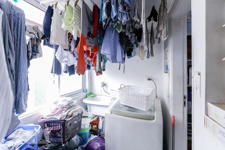 Apartamento à venda com 77m², 2 quartos e 1 vagaÁrea de Serviço