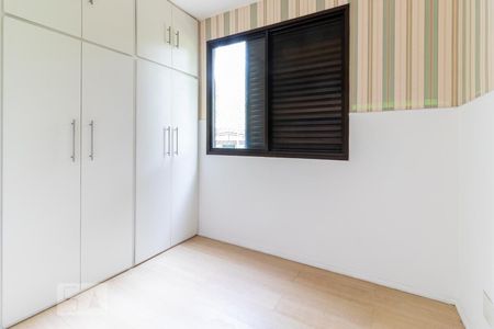 Quarto 1 de apartamento para alugar com 3 quartos, 68m² em Jardim Taquaral, São Paulo