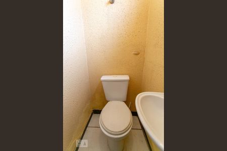 Apartamento para alugar com 83m², 3 quartos e 2 vagasBanheiro de Serviço