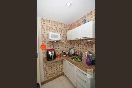 Apartamento à venda com 63m², 2 quartos e 1 vagaCozinha