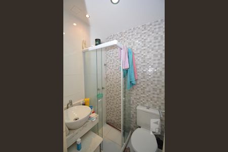 Apartamento à venda com 63m², 2 quartos e 1 vagaBanheiro Social