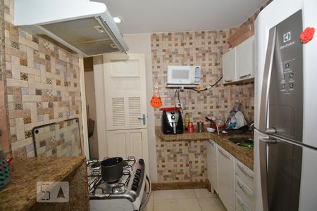 Apartamento à venda com 63m², 2 quartos e 1 vagaCozinha
