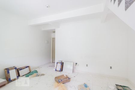 Sala de casa de condomínio para alugar com 2 quartos, 120m² em Jacarepaguá, Rio de Janeiro