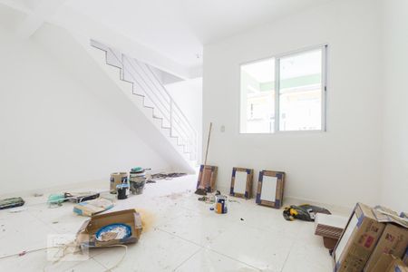 Sala de casa de condomínio para alugar com 2 quartos, 120m² em Jacarepaguá, Rio de Janeiro