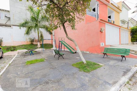 Casa de condomínio para alugar com 120m², 2 quartos e 1 vaga Casa de condomínio para alugar com 120m², 2 quartos e 1 vagaÁrea Comum - Parquinho 1