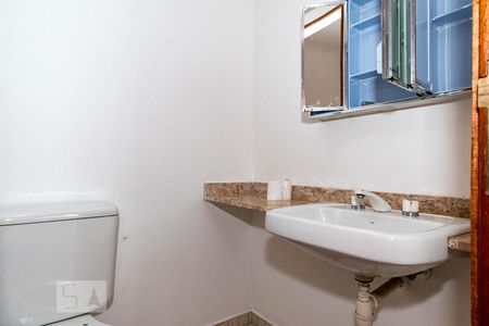 Apartamento à venda com 74m², 3 quartos e 1 vaga Apartamento à venda com 74m², 3 quartos e 1 vagaBanheiro da Suíte