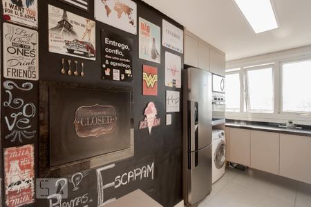 Apartamento à venda com 60m², 2 quartos e 2 vagasCozinha e Área de Serviço