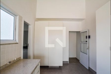 Apartamento à venda com 100m², 2 quartos e 1 vagaÁrea de Serviço