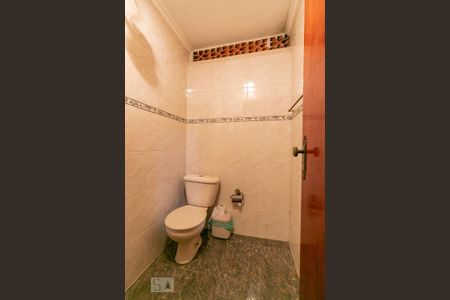 Casa à venda com 270m², 3 quartos e 5 vagasBanheiro