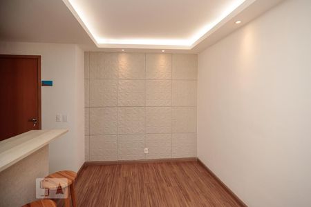 Sala de apartamento à venda com 2 quartos, 47m² em Todos Os Santos, Rio de Janeiro