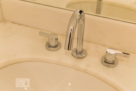 Studio à venda com 29m², 1 quarto e sem vagaBanheiro - Torneira