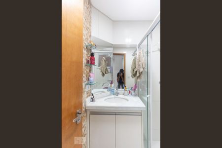 Banheiro de apartamento para alugar com 1 quarto, 35m² em Vila Natália, São Paulo