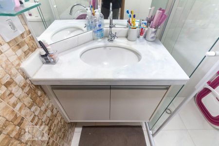 Banheiro de apartamento para alugar com 1 quarto, 35m² em Vila Natália, São Paulo