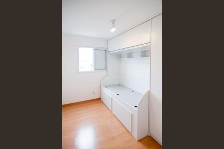 Quarto 1 de apartamento para alugar com 2 quartos, 48m² em Jardim Iracema, São Paulo
