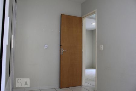 Quarto de apartamento para alugar com 2 quartos, 58m² em Residencial Eldorado, Goiânia
