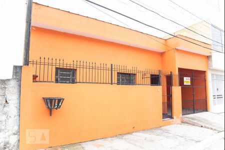Casa para alugar com 100m², 2 quartos e 1 vagaFachada