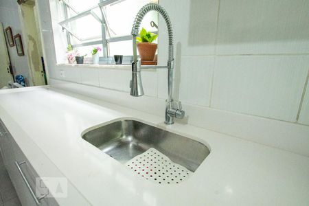 Casa à venda com 217m², 4 quartos e 4 vagasCozinha