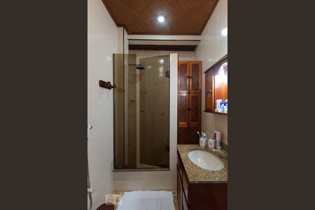 Apartamento para alugar com 200m², 3 quartos e 1 vagaBanheiro 