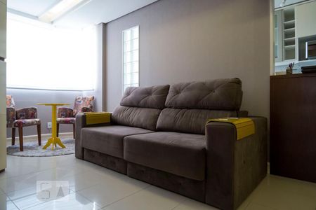 Sala de apartamento para alugar com 3 quartos, 108m² em Santana, Porto Alegre