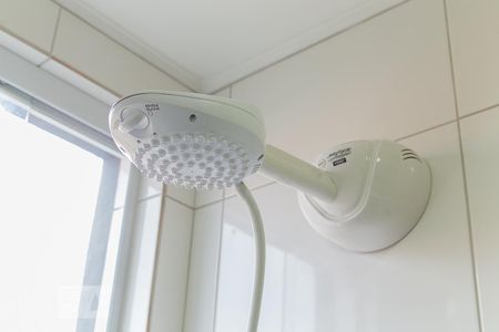 Casa para alugar com 200m², 4 quartos e 2 vagas Casa para alugar com 200m², 4 quartos e 2 vagasBanheiro social - Chuveiro