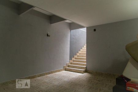 Casa para alugar com 200m², 4 quartos e 2 vagas Casa para alugar com 200m², 4 quartos e 2 vagasGaragem