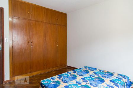 Casa para alugar com 200m², 4 quartos e 2 vagas Casa para alugar com 200m², 4 quartos e 2 vagasQuarto
