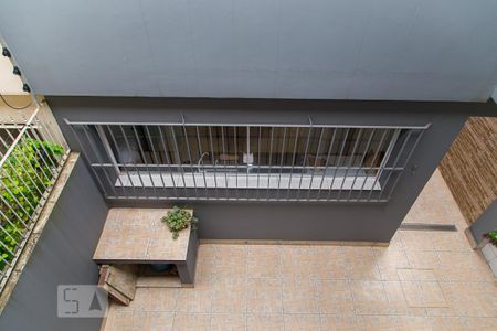 Casa para alugar com 200m², 4 quartos e 2 vagas Casa para alugar com 200m², 4 quartos e 2 vagasVista da suíte da edícula