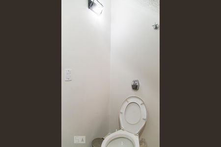 Casa para alugar com 200m², 4 quartos e 2 vagas Casa para alugar com 200m², 4 quartos e 2 vagasLavabo