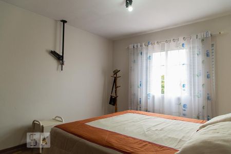Casa para alugar com 200m², 4 quartos e 2 vagas Casa para alugar com 200m², 4 quartos e 2 vagasSuíte