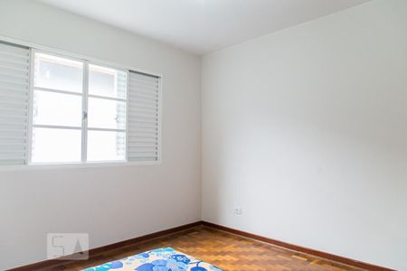 Casa para alugar com 200m², 4 quartos e 2 vagas Casa para alugar com 200m², 4 quartos e 2 vagasQuarto