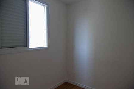 Quarto 2 de apartamento para alugar com 2 quartos, 46m² em Vila Antonieta, São Paulo