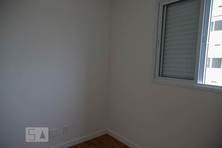 Quarto 2 de apartamento para alugar com 2 quartos, 46m² em Vila Antonieta, São Paulo