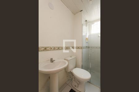 Banheiro de apartamento para alugar com 1 quarto, 44m² em Jardim do Salso, Porto Alegre
