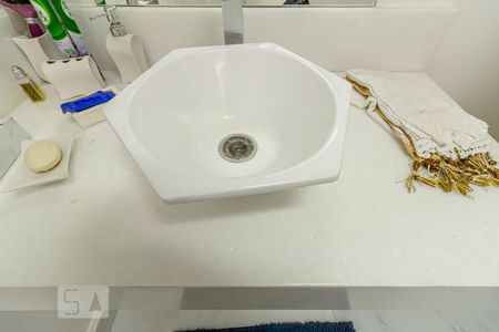 Apartamento à venda com 300m², 4 quartos e 2 vagasBanheiro 3