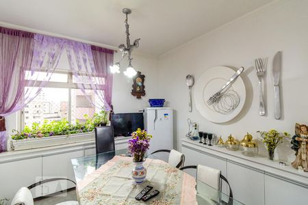 Apartamento à venda com 300m², 4 quartos e 2 vagasCozinha