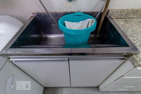 Apartamento à venda com 300m², 4 quartos e 2 vagasLavanderia