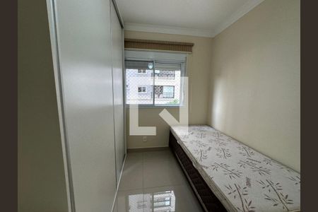 Quarto de apartamento para alugar com 2 quartos, 65m² em Alphaville Empresarial, Barueri