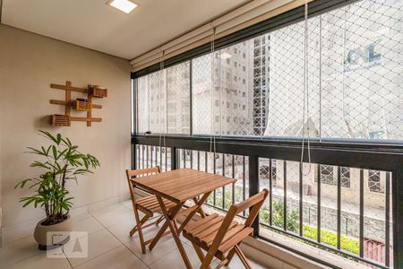 Apartamento à venda com 65m², 2 quartos e 1 vagaVaranda/Área de Serviço