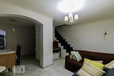 Sala de casa à venda com 3 quartos, 120m² em Vila Itapegica, Guarulhos