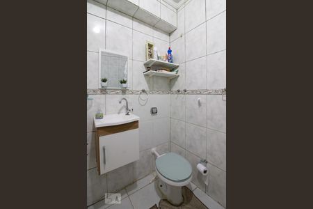Banheiro de casa à venda com 3 quartos, 120m² em Vila Itapegica, Guarulhos