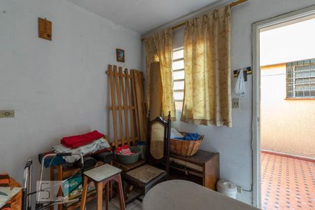 Casa à venda com 178m², 3 quartos e 3 vagasQuarto Externo