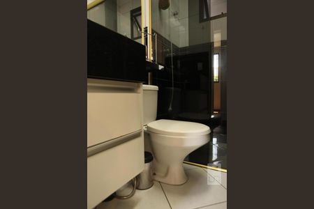 Apartamento à venda com 88m², 4 quartos e 1 vagaBanheiro 2